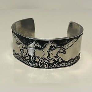 Horse Lady Silver colored Running Mustang Horse Trio Cuff Bracelet pewter unisex